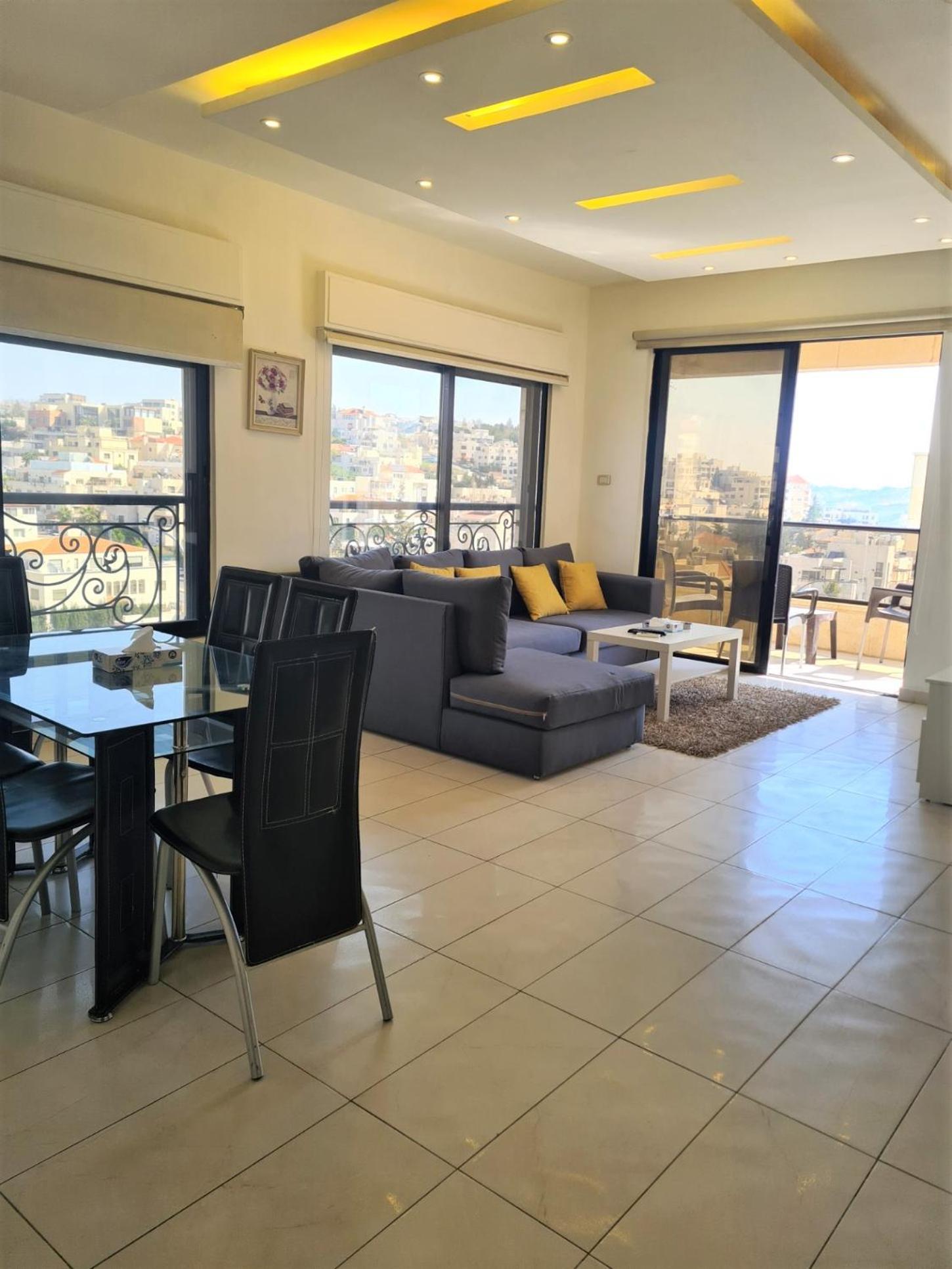 Dair Ghbar Gate Apartments Amman Luaran gambar