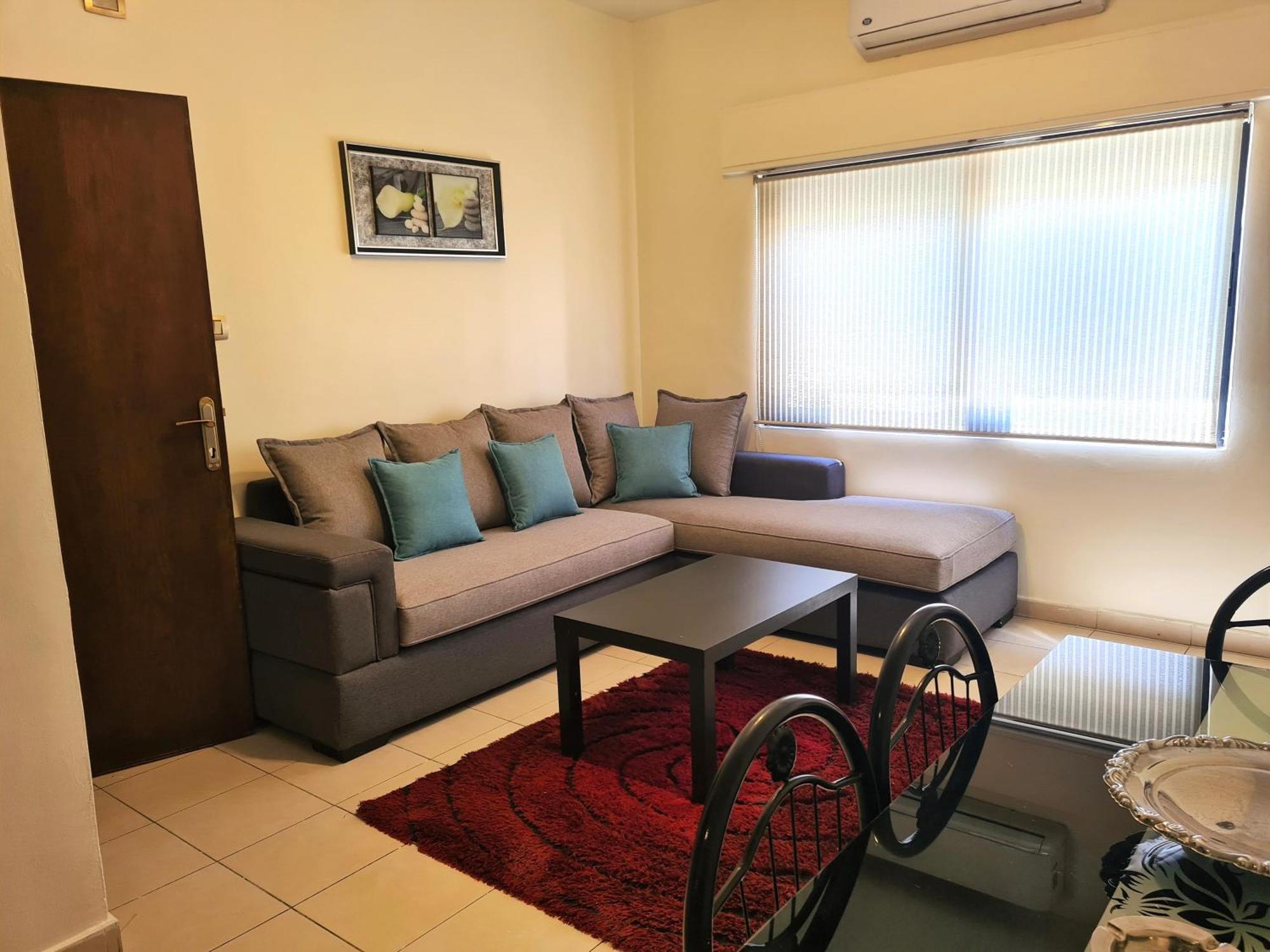 Dair Ghbar Gate Apartments Amman Bilik gambar