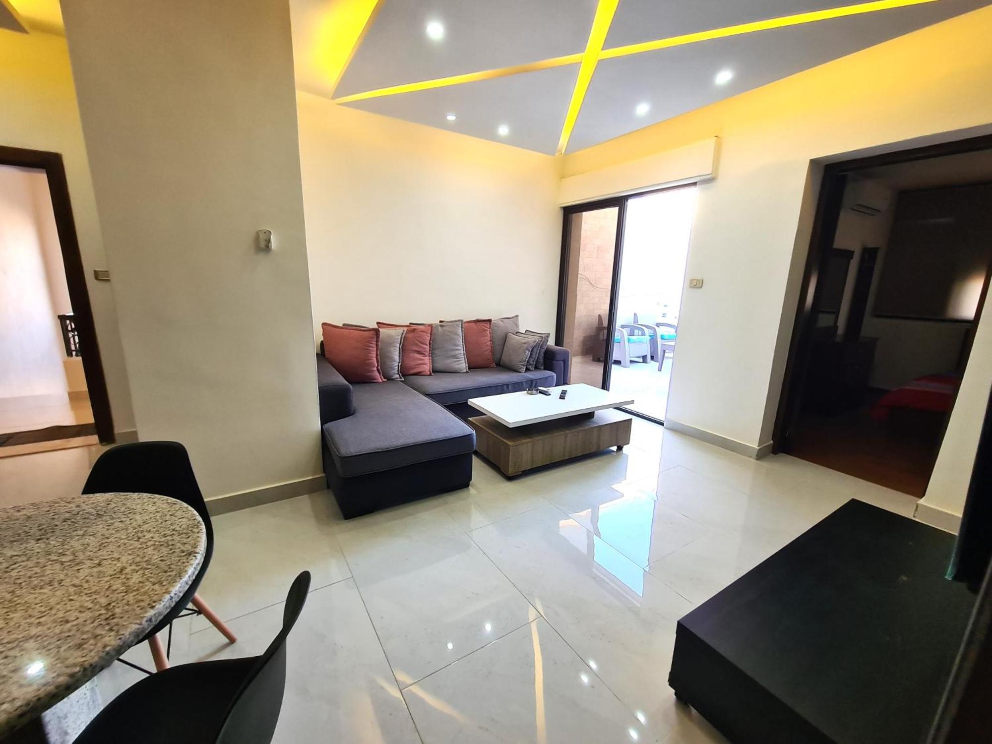 Dair Ghbar Gate Apartments Amman Bilik gambar